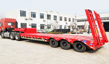 Servicio de LowBoy para traslado de mobilidades, maquinaria pesada, tractores.